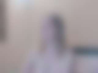 Servallinya MILF webcam performer live streaming