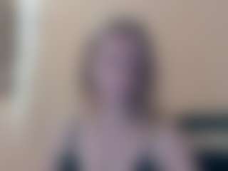 Live cam show with Servallinya - Grey Eyes on Camsoda