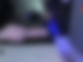 Live cam show with Sofiia-Rubb - Double Penetration on EXY