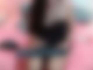 ZaraViper's Live Sex Cam Show
