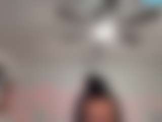 Live cam show with Ruby James - Bisexual on Camsoda