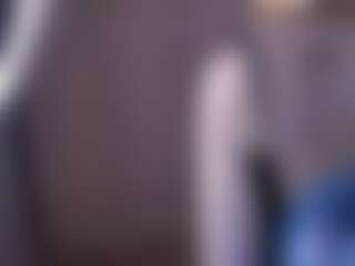 RoxieChases Live-Sex-Cam-Show