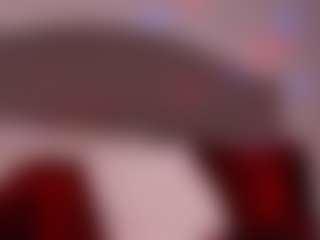 Live cam show with YAYA - Tight on CamSextacy