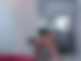 Live cam show with YAYA - Tight on intimatelivegirls.com
