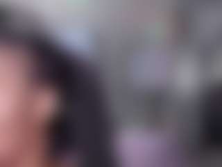 Spettacolo in cam dal vivo con YAYA - Hairy Amateur su Camsoda