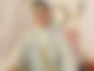 Live cam show with AishaAmin - Arab on hotwifechat.live | colombia