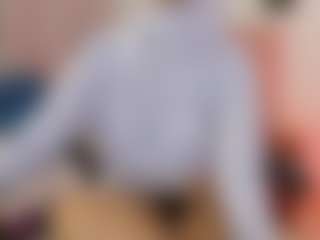 Live cam show with AishaAmin - Nipple Piercings on AdultVida.com