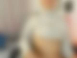 Live cam show with AishaAmin - Arab on boobsie.com
