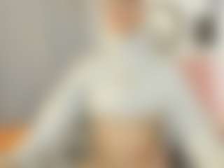 Live cam show with AishaAmin - Arab on PervPlay.com