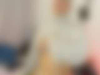 Live cam show with AishaAmin - Arab on madthumbs
