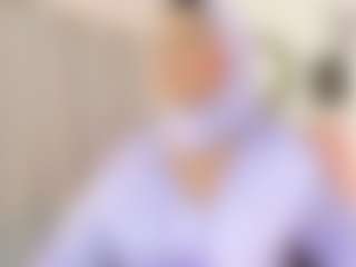 Live cam show with AishaAmin - Trimmed Arab on Lustler