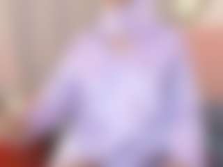 Live cam show with AishaAmin - Trimmed Arab on CamSextacy