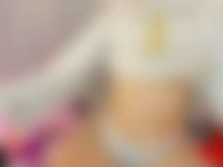 Live cam show with AishaAmin - Trimmed Arab on SinfulBabes
