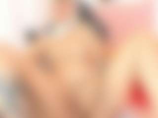 Live cam show with AishaAmin - Cosplay MILF on Camsoda