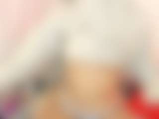 Live cam show with AishaAmin - Facial Piercings on madthumbs