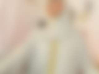Live cam show with AishaAmin - Solo on CamClone