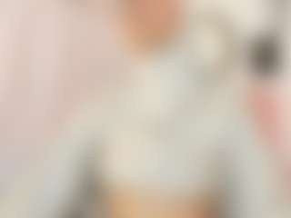 Live cam show with AishaAmin - Trimmed Arab on Milfs Live