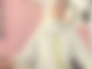 Live cam show with AishaAmin - Trimmed Arab on Camming Site