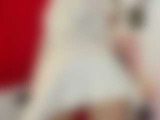 Live cam show with AishaAmin - MILF Teen (18+) on Camsoda