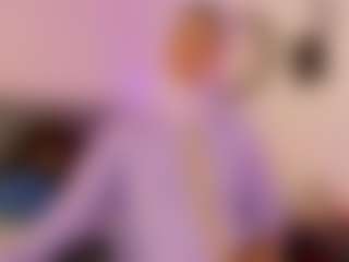 Live cam show with AishaAmin - Arab on Camsoda