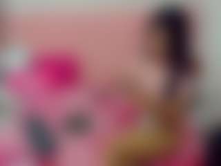 Live cam show with valentina-johnson - Black Hair on Mixed Magazine Live