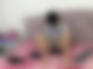 Live cam show with valentina-johnson - Brown Eyes on Camsoda