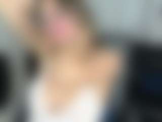 Live cam show with Christtydiaz - Middle Aged on hotwifechat.live