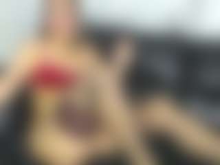 Live cam show with Christtydiaz - Green Eyes on chickslive.net