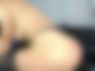 Live cam show with Christtydiaz - MILF on camtv