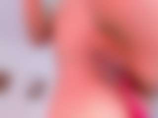 Live cam show with LauryMoons - Smoke on xDating