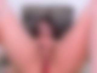 LauryMoons's Live Sex Cam Show