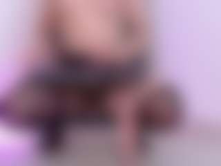 LauryMoons's Live Sex Cam Show