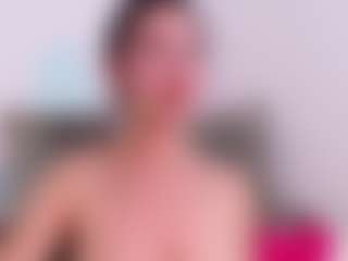 LauryMoons's Live Sex Cam Show