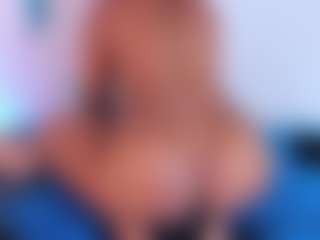 Live cam show with Tanisha-curly - Amateur Curvy on livesuperchat.net