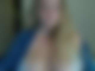 Live cam show with Beauty4AGent - Blonde Hair HD on Camsoda