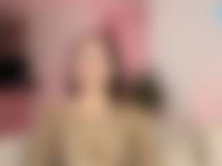 Live cam show with Varenka-ivanova - Pegging on StripNow