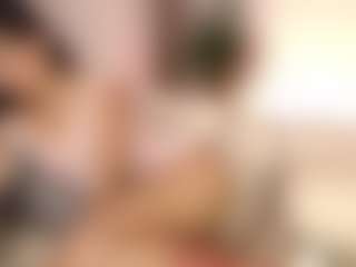 Live cam show with Varenka-ivanova - Skinny MILF on Latina Girls