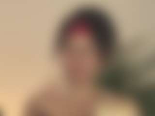 Live cam show with Varenka-ivanova - Old on Dare Cams