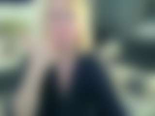 Live cam show with DesireChristy - Big Tits on xDating