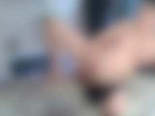 Live cam show with DesireChristy - Average on Gym Cam Girls