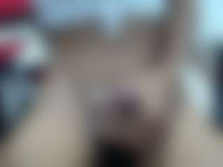 Live cam show with Brisahott - Blonde Hair on Milfs Live