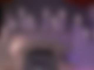 Live cam show with Ally Jensen - Average on x69.live