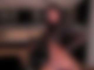 Show de cam en vivo con Ally Jensen - Average en Camsoda