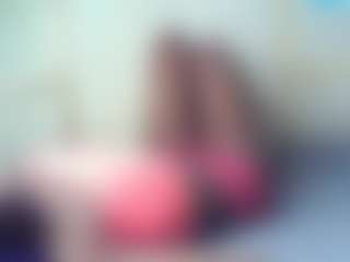Live cam show with ALORA-SKYLAR - Masturbate on live18s.com