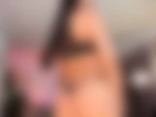 Live cam show with honey-flawless - Drinking on Uber Horny