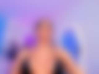 Live cam show with honey-flawless - Tease on Camsoda