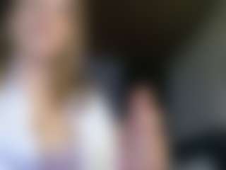 Live cam show with Rubii-sweett - Blonde Hair Dildo on AdultVida.com