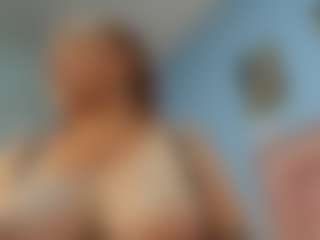 Live cam show with SAMYNIX - Nipple Piercings on AdultVida.com