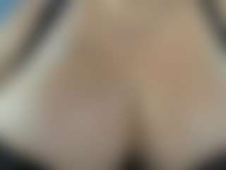 SAMYNIX MILF webcam performer live streaming