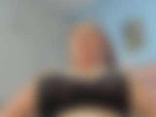 Live cam show with SAMYNIX - Middle Aged on Camsoda